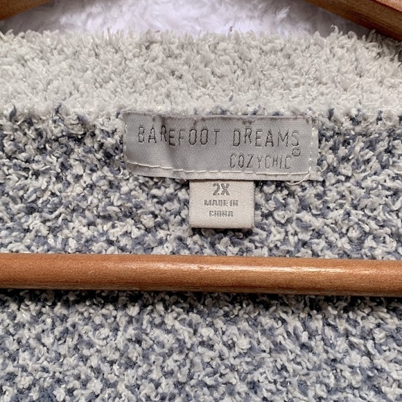 BAREFOOT Dreams CozyChic blue/gray Seaside soft plush Crew-Neck Pullover sweater - Picture 5 of 6